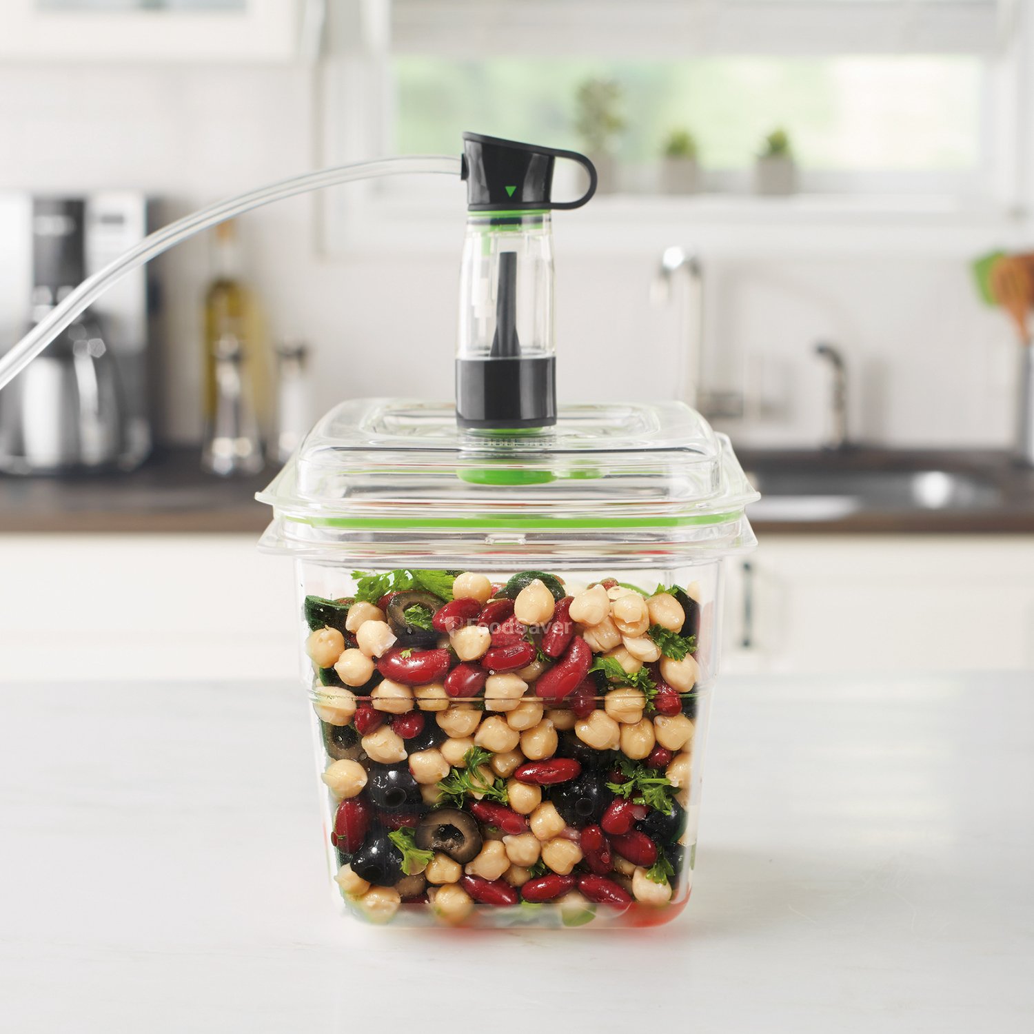 FoodSaver FAC8-000 Vacuum Sealed Fresh Container, 8 Cup, Clear